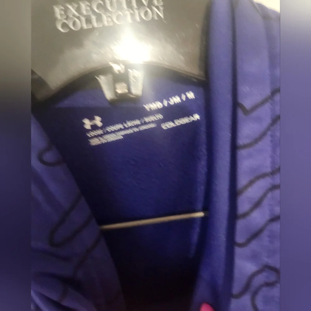 Under Armour Boys Hoodie Medium